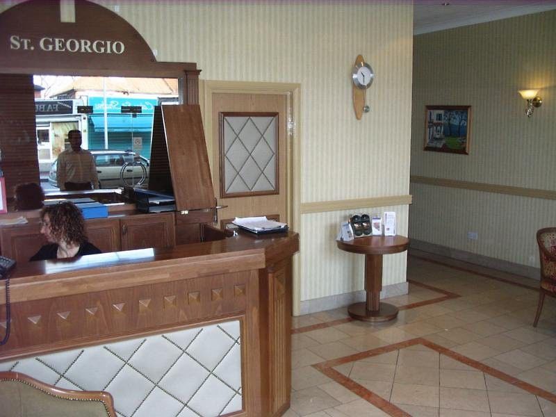 イルフォード St Georgioホステル エクステリア 写真